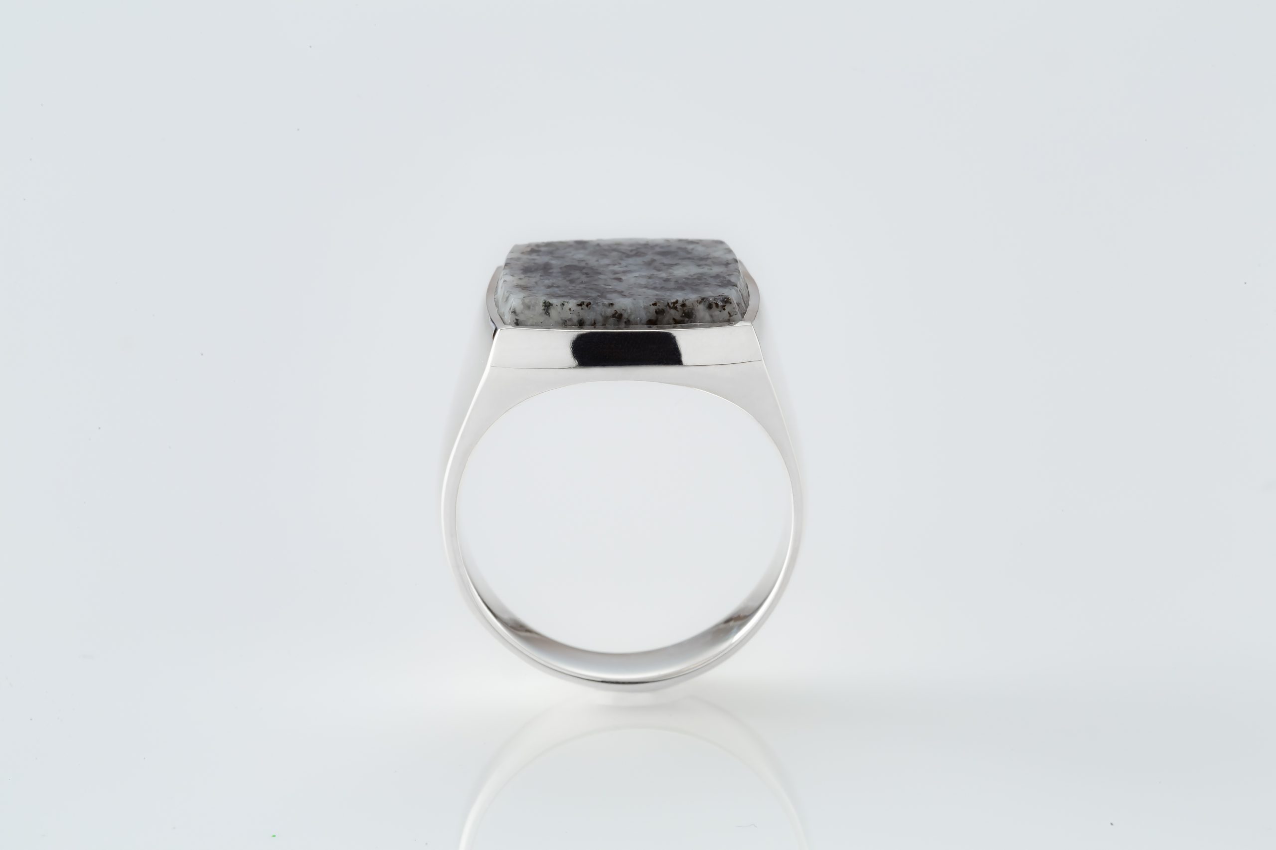 RING-002